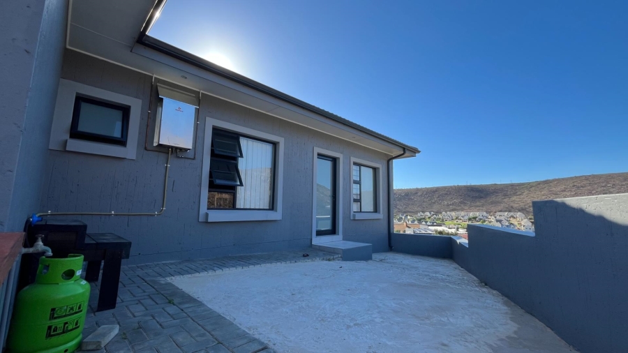 4 Bedroom Property for Sale in Island View Western Cape